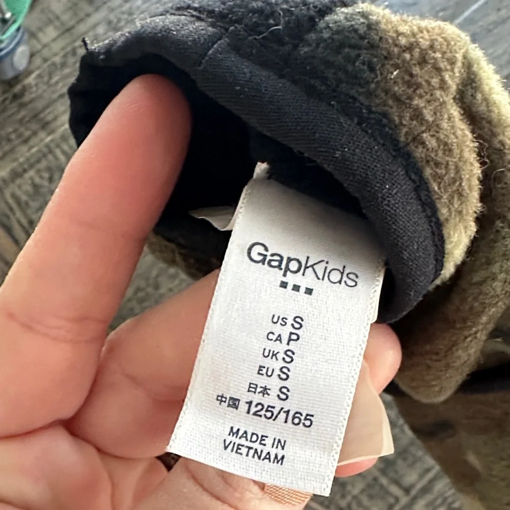 GAP Kids Black and Brown Fleece Mittens